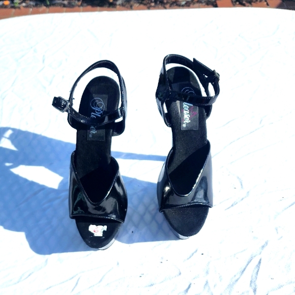 Pleaser stripper platform heels - Picture 2 of 4